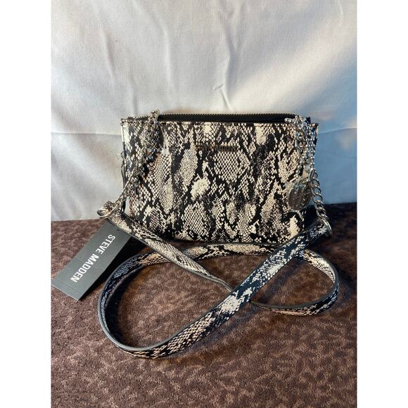Steve Madden wallet on a string , crossbody bag. - Picture 3 of 6
